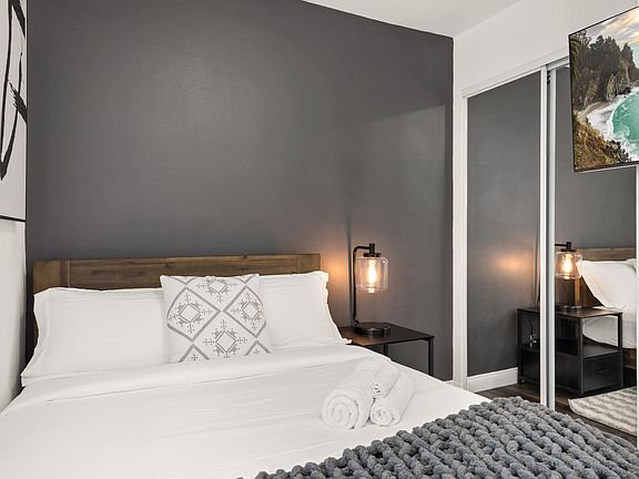 4th image of 10791-1 Ohio Ave #2