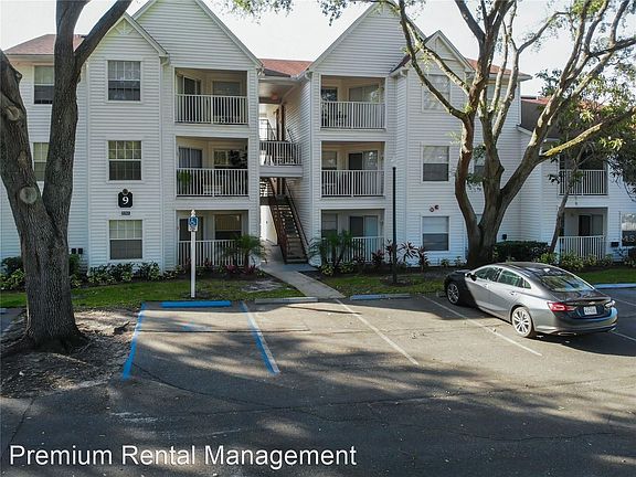 2nd image of 11538 Westwood Blvd APT 225