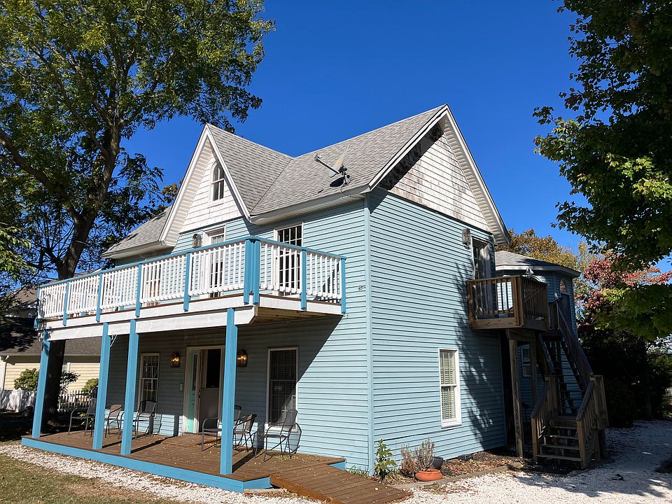 1st image of 6043 Lawton Ave #1