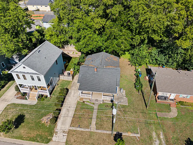 502 Freeman St — Photo 4