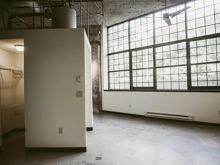 Reynolds Lofts — Photo 39