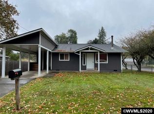 1107 Redwood St, Sweet Home, OR 97386
