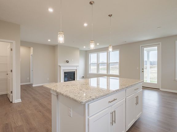 4th image of 23605 St Andrews Dr