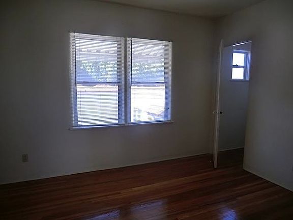 2nd image of 1026 S Alma St