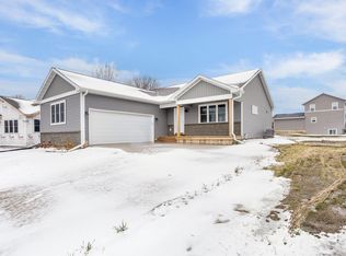 1104 Kamperschroer Way, Sun Prairie, WI 53590