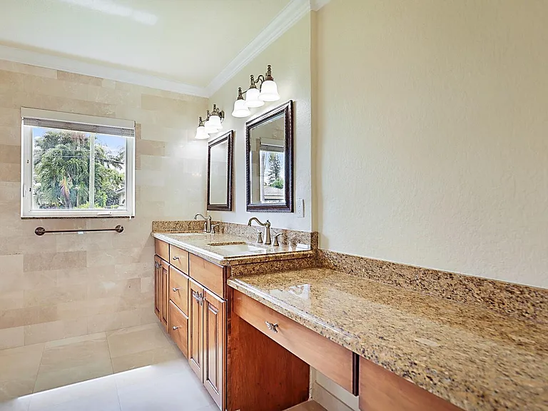 5110 NE 30th Ave — Photo 26