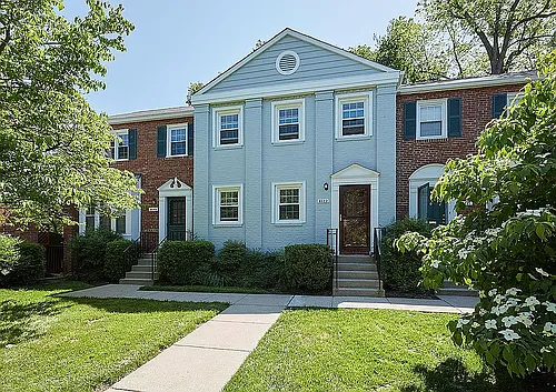 6723 Kenwood Forest Ln Photo 1
