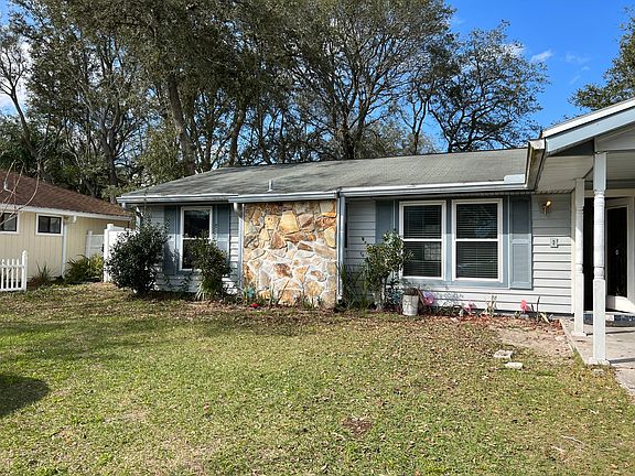 2nd image of 12237 Cobblestone Cir S