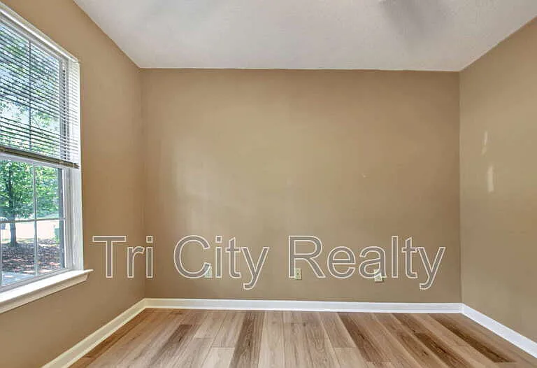 49 Montrose Ln — Photo 45