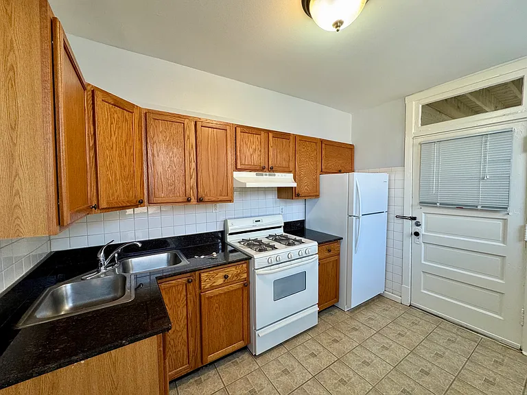 3218 W Catalpa Ave #2 — Photo 19