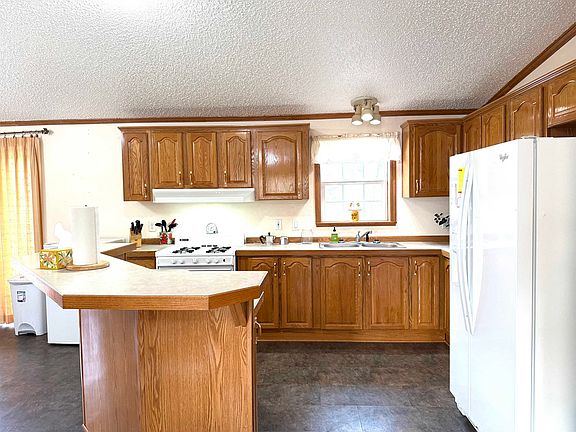 3rd image of 322 4th St