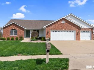 2225 Waterbury Pond Ct, Springfield, IL 62712