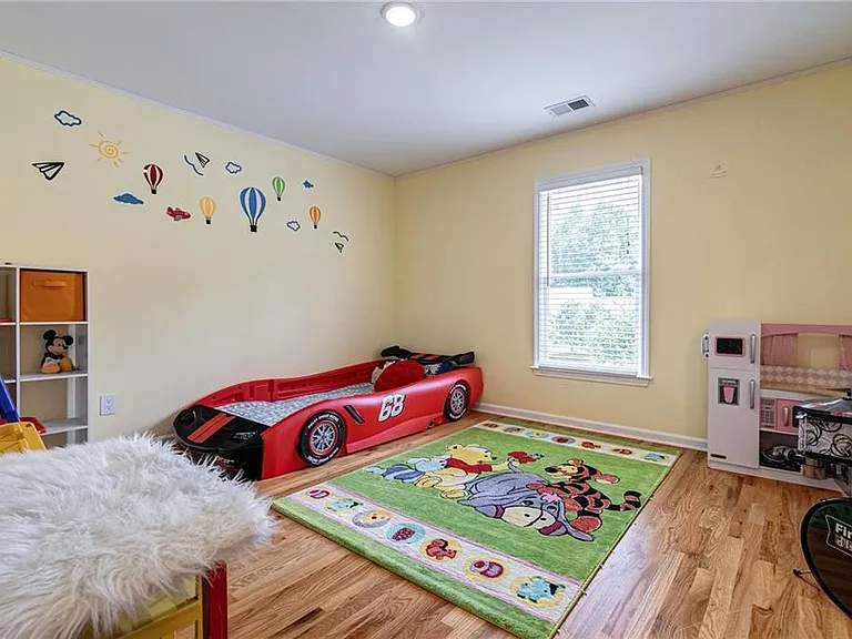 168 Highgrove Dr — Photo 24
