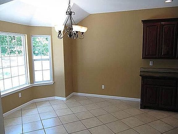 2nd image of 21332 SE 99th St