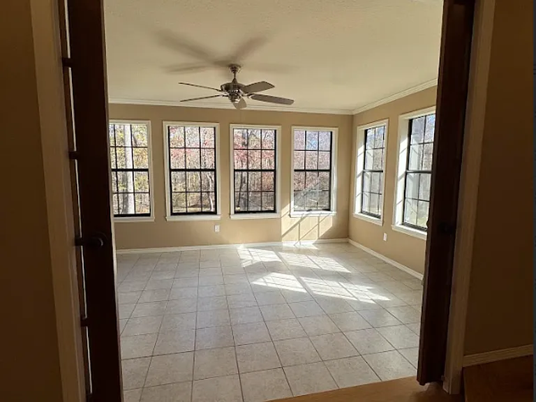 23 Howard Pl — Photo 8