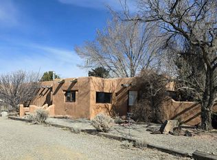 35 Rock Garden Gully Rd, El Prado, NM 87529