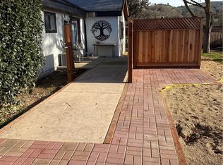 7825 Aurora Rd, Atascadero, CA 93422