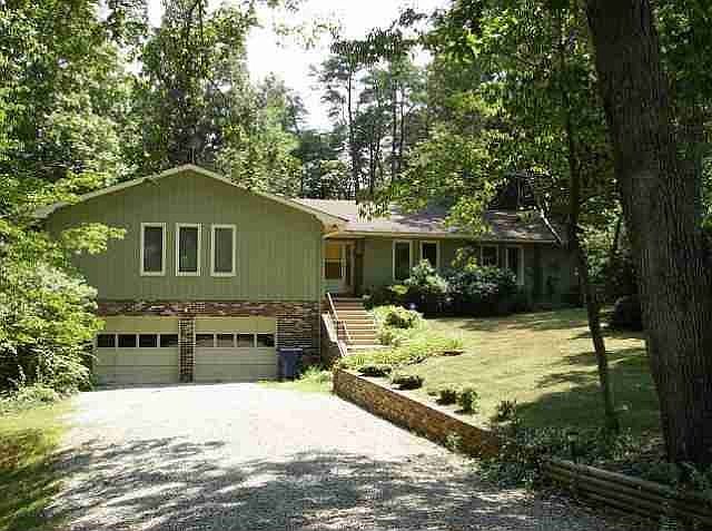 Beautiful, spacious, newly updated house on large wooded lot