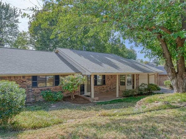 4020 Hughes Cir, Norman, OK 73072