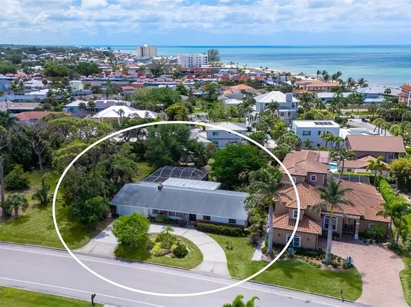 621 Alhambra Rd, Venice, FL 34285