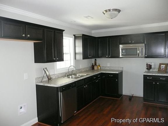3rd image of 3913 B Sedona Dr