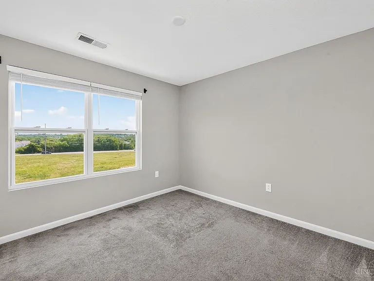 5559 Eagle Ct — Photo 44