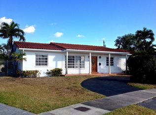 2132 SW 98th Pl, Miami, FL 33165