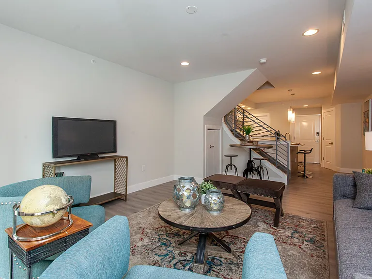 1533-39 Parrish St #4EA — Photo 11