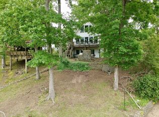 237 Camp Nix Rd, Lobelville, TN 37097