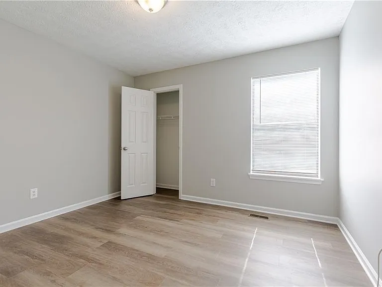 409 Arnold Rd — Photo 22