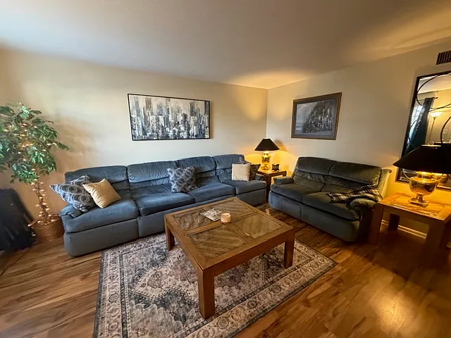 3812 Country Club Rd — Photo 2
