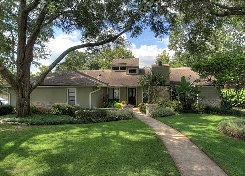 1st image of 240 Coble Dr