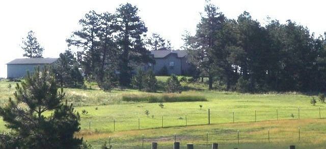 Beautiful Home overseeing the valley below