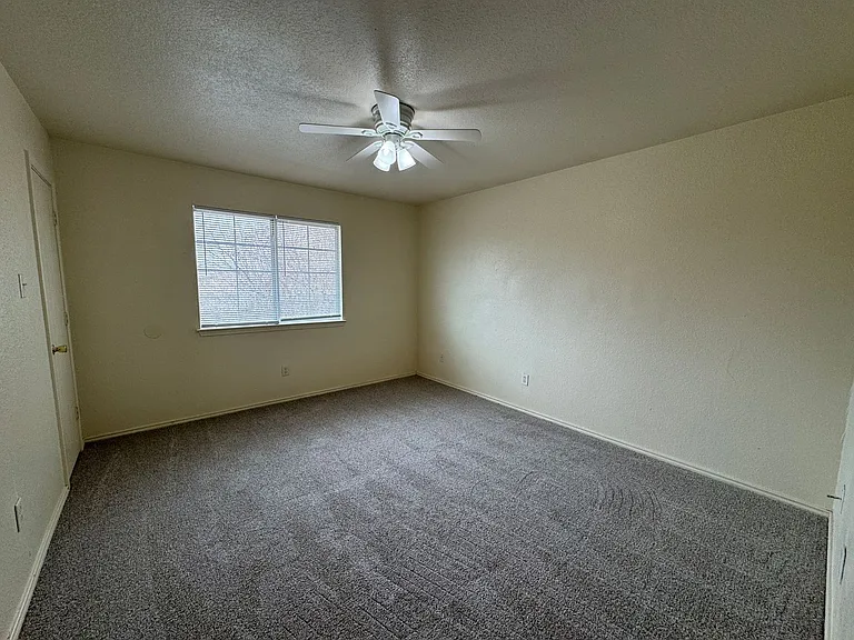 4508 Mattie Dr — Photo 15