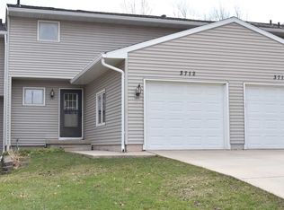 3712 Eastpark Rd, Cedar Falls, IA 50613
