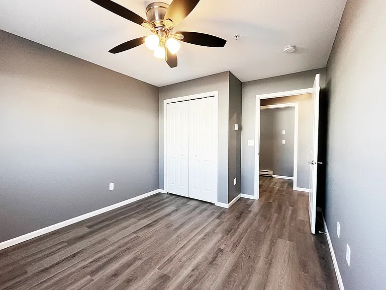 Creekside Townhomes — Photo 27