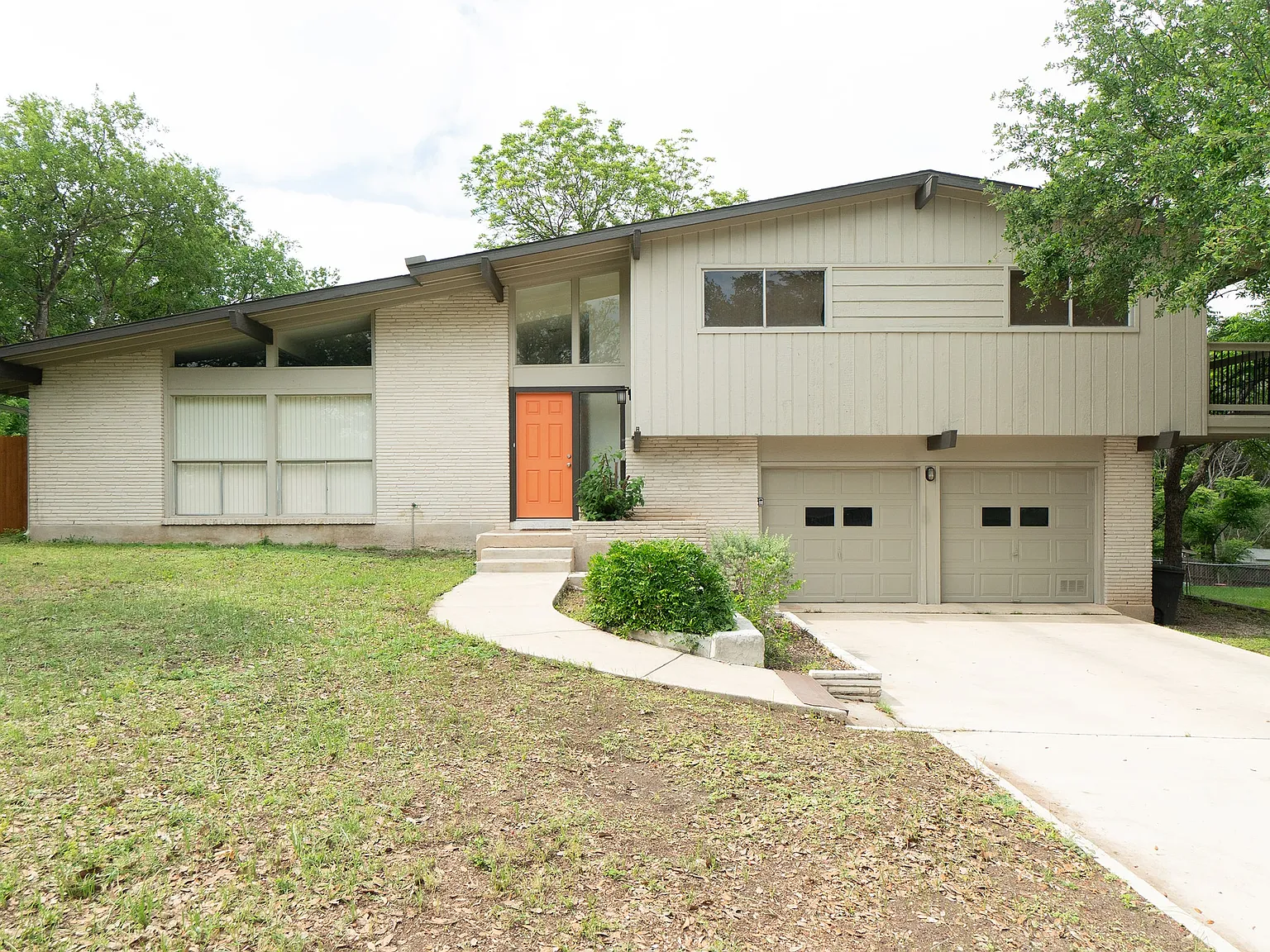 Ridgeline Drive - 1 — Photo 4
