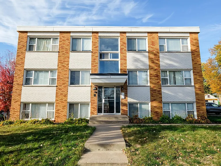 Rankin Apartments — Photo 15
