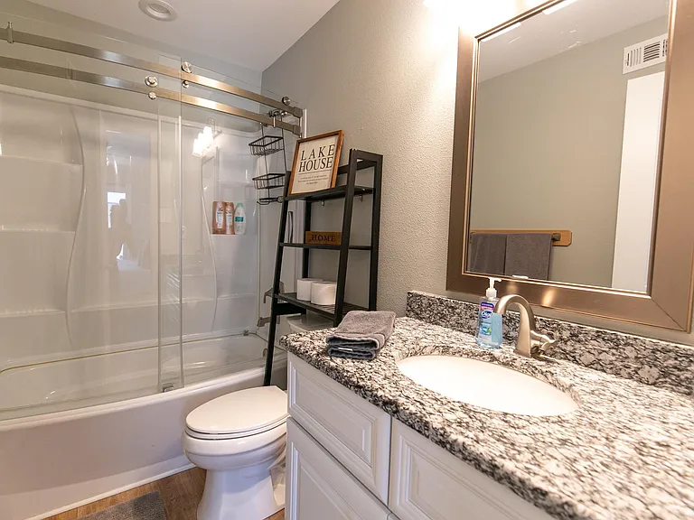 104 Cove E #103 — Photo 20