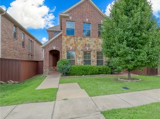 1486 Cambridge Dr, Lewisville, TX 75077