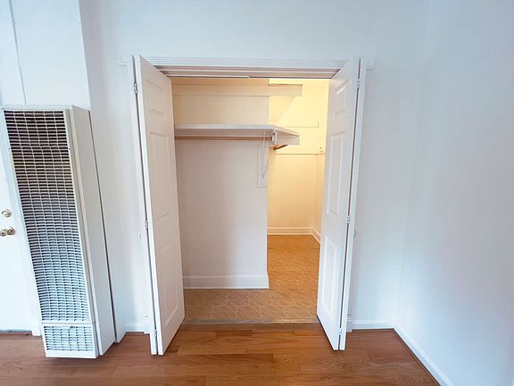 4th image of 5318 NE Wistaria Dr APT 1