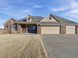 5925 E 145th St N, Collinsville, OK 74021