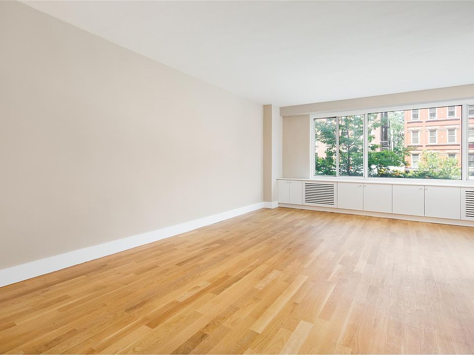 1st image of 400 Central Park W APT 2E