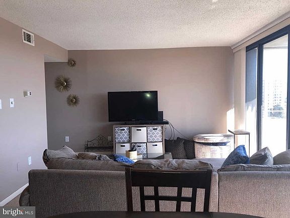 4th image of 6301 Stevenson Ave APT 1407