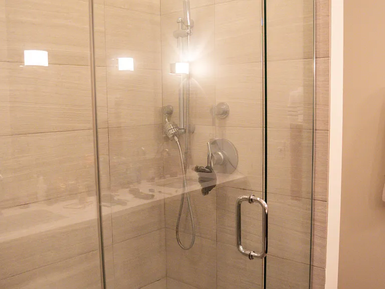 2127 W Division St #2 — Photo 16