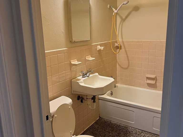 100 Ridge View Ln #11 — Photo 7