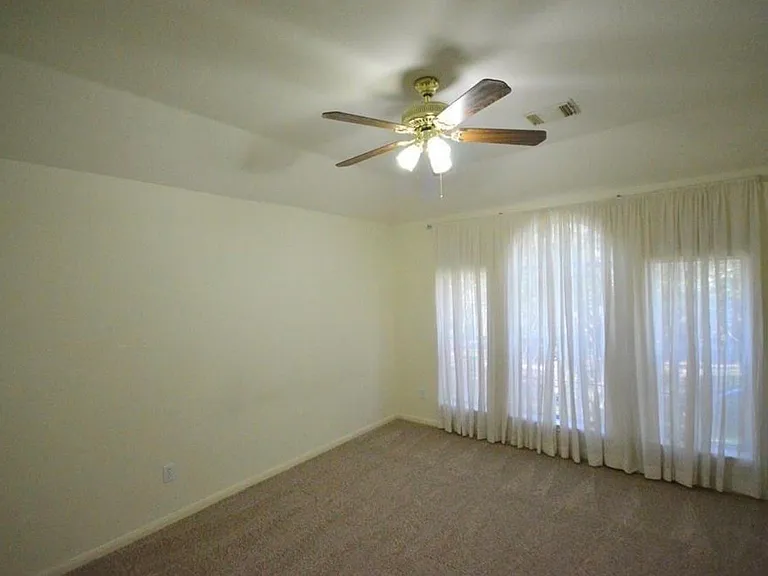 4319 Greystone Way — Photo 25