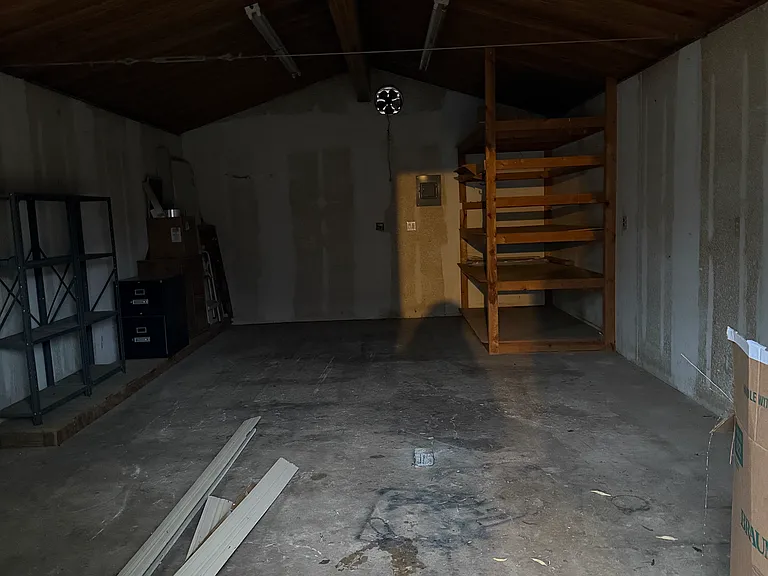 9641 Village Dr — Photo 26
