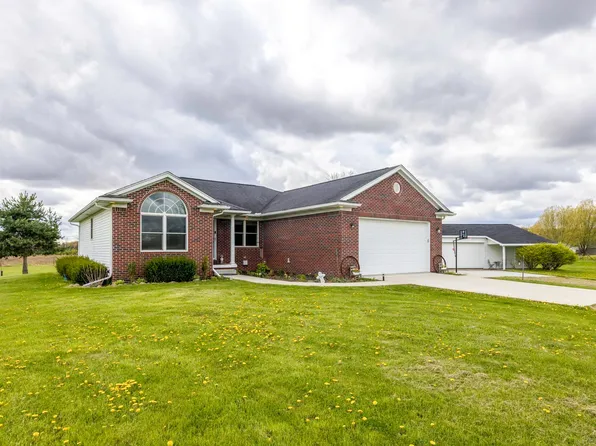 8681 Rynn Rd, Avoca, MI 48006