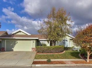 327 Westminster Dr, Salinas, CA 93906